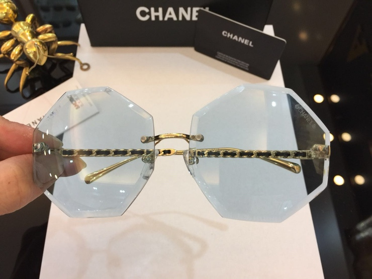 CHNL Sunglasses AAAA-300
