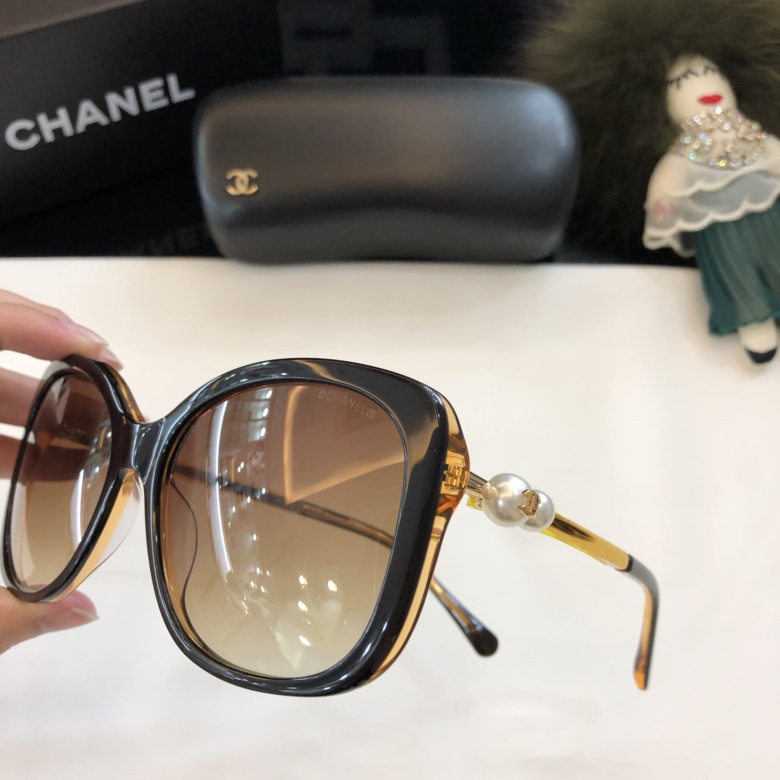 CHNL Sunglasses AAAA-335