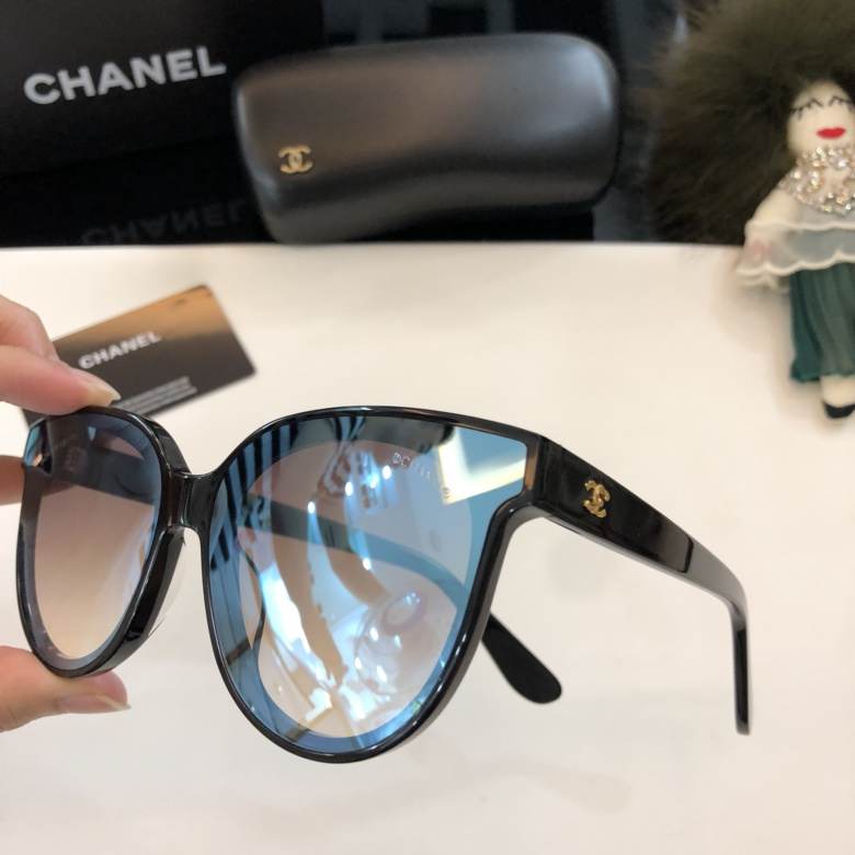 CHNL Sunglasses AAAA-372
