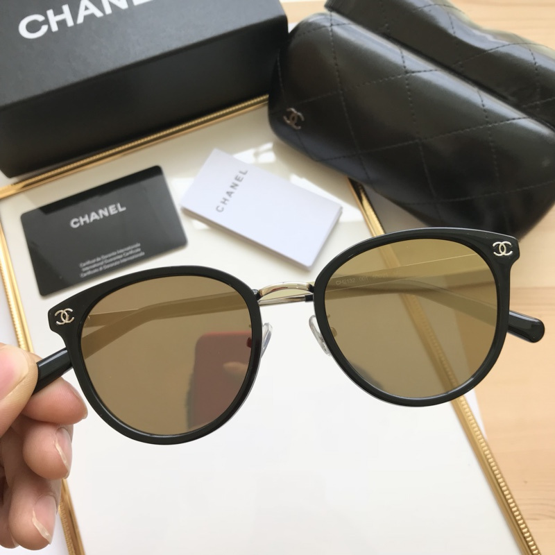 CHNL Sunglasses AAAA-531