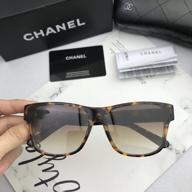 CHNL Sunglasses AAAA-609