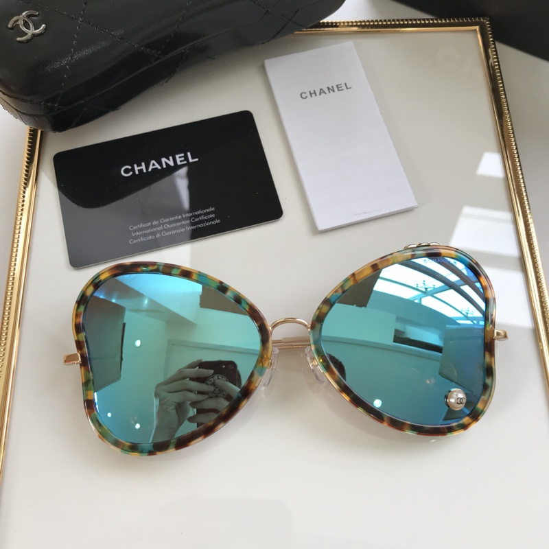 CHNL Sunglasses AAAA-642