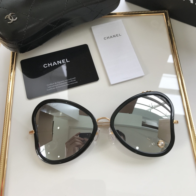 CHNL Sunglasses AAAA-644