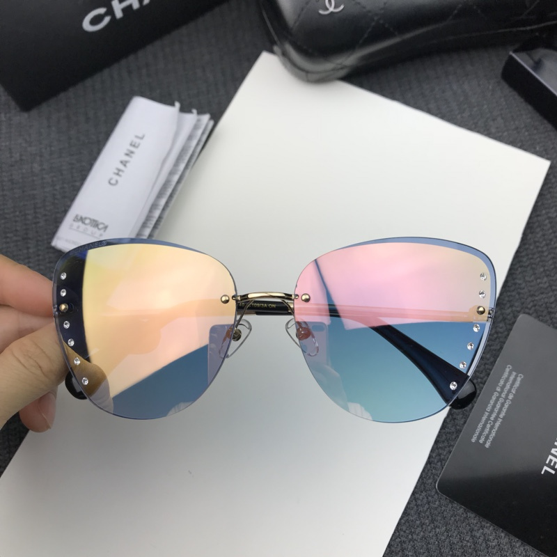 CHNL Sunglasses AAAA-649