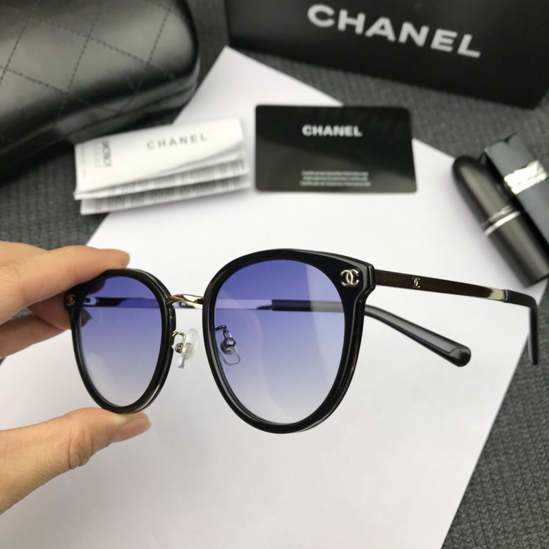 CHNL Sunglasses AAAA-667
