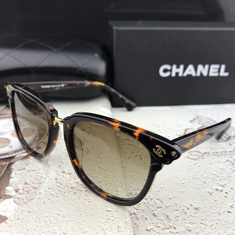 CHNL Sunglasses AAAA-707