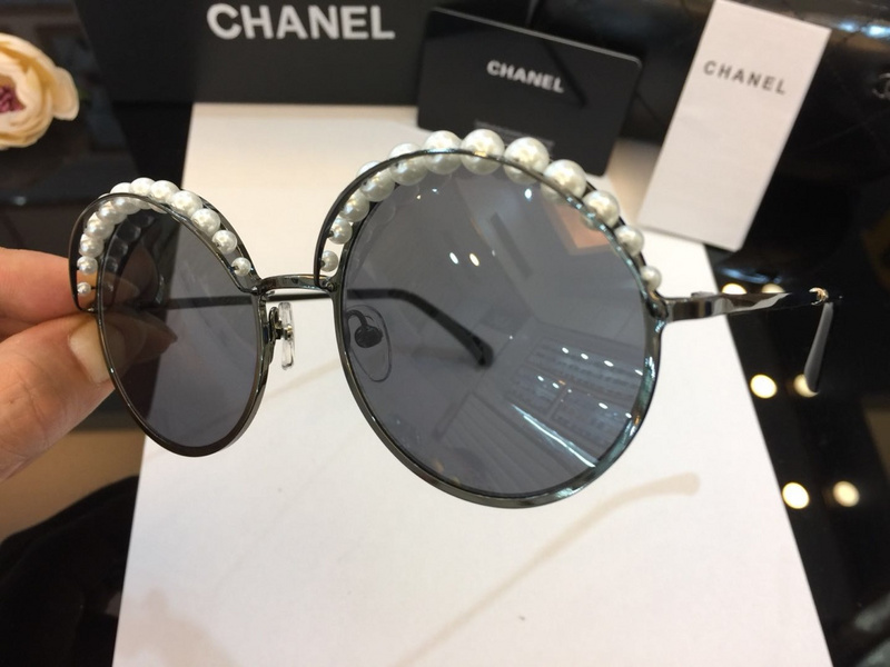 CHNL Sunglasses AAAA-714