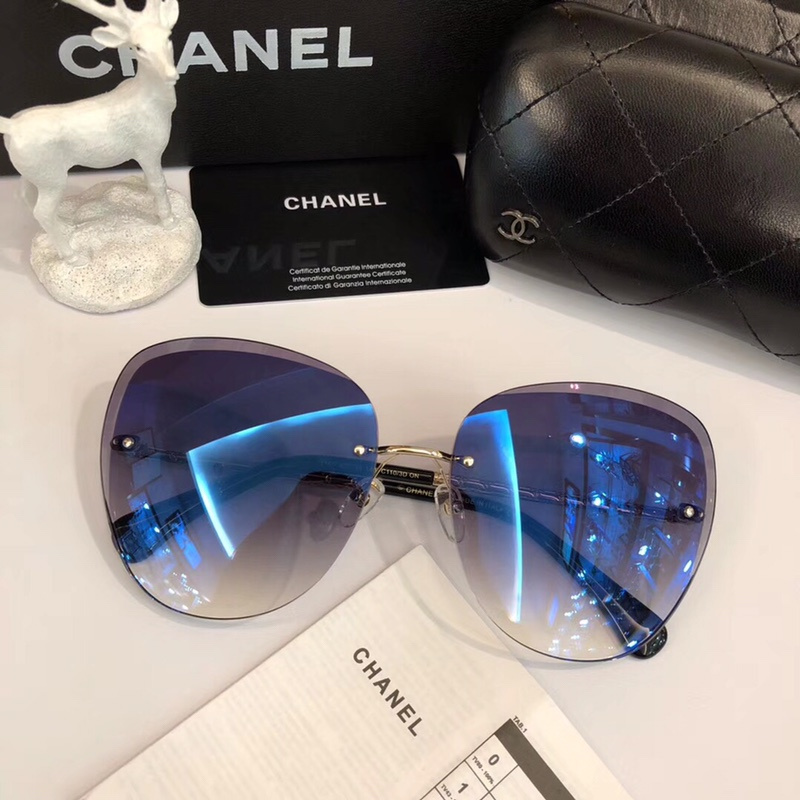 CHNL Sunglasses AAAA-815