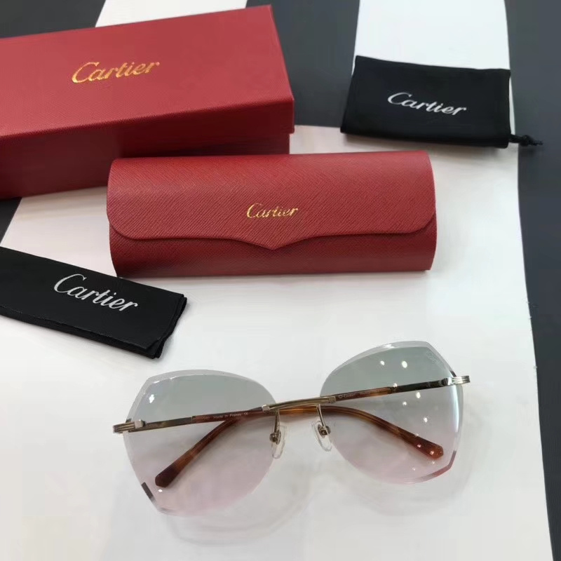 Cartier Sunglasses AAAA-105