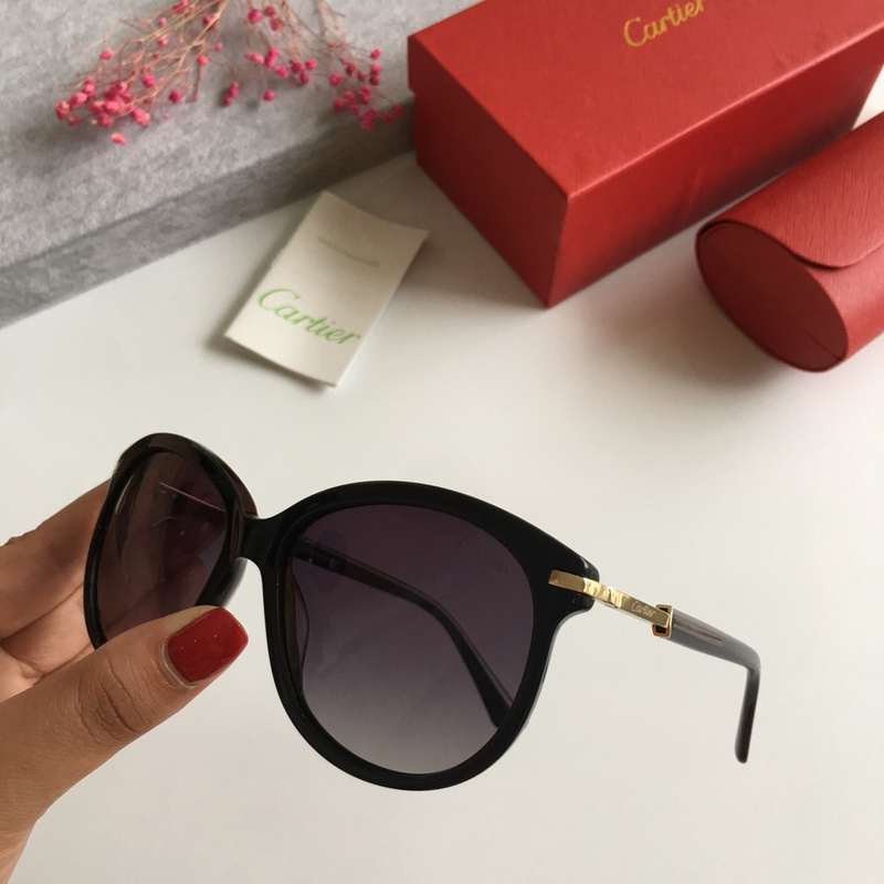 Cartier Sunglasses AAAA-124