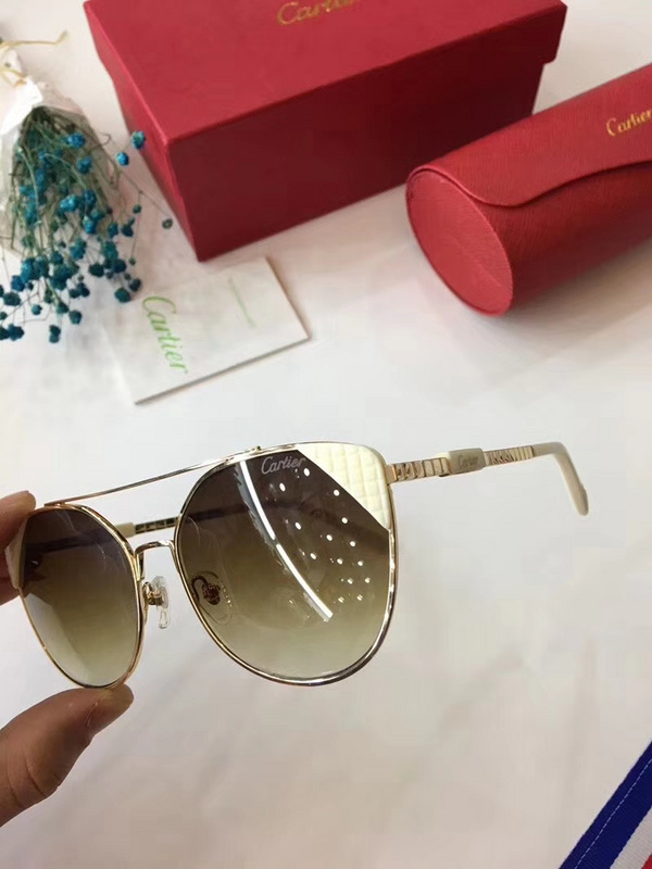 Cartier Sunglasses AAAA-200