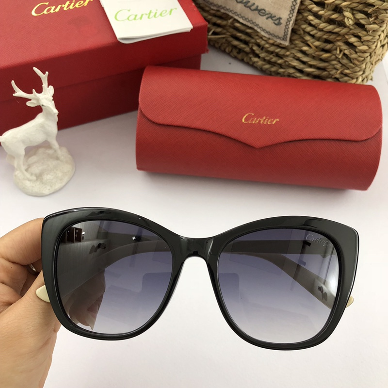 Cartier Sunglasses AAAA-285
