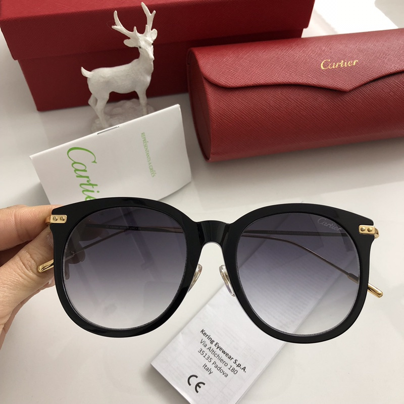 Cartier Sunglasses AAAA-331