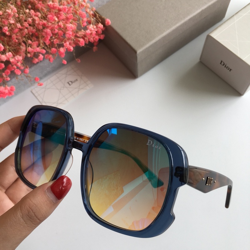 Dior Sunglasses AAAA-047