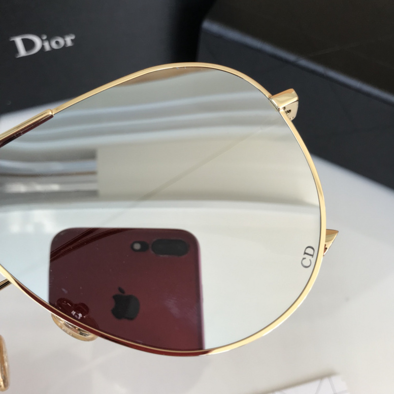 Dior Sunglasses AAAA-054