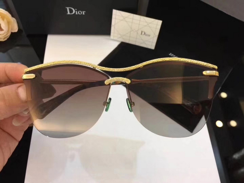 Dior Sunglasses AAAA-060