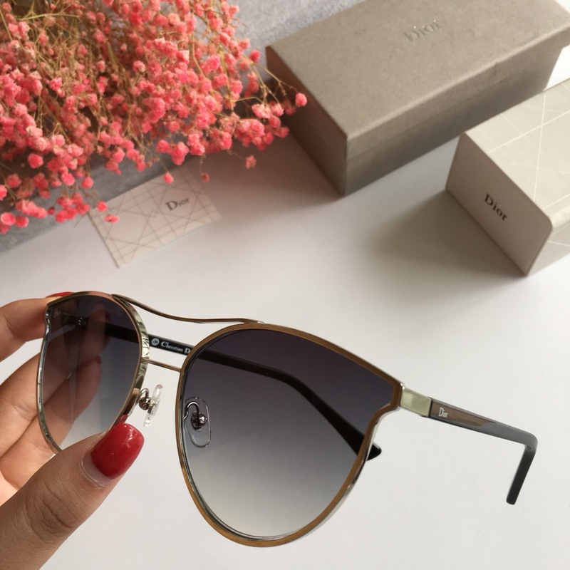 Dior Sunglasses AAAA-070