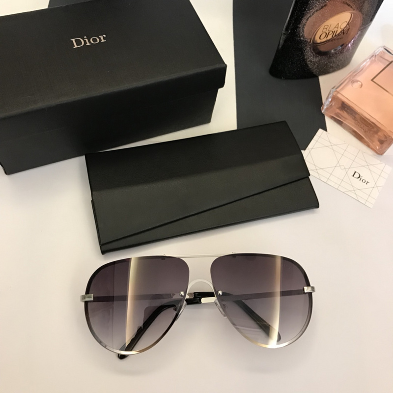 Dior Sunglasses AAAA-072