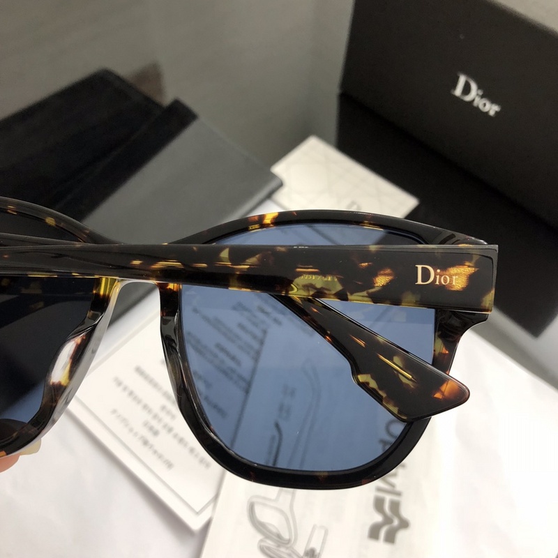 Dior Sunglasses AAAA-1001