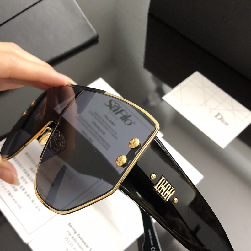 Dior Sunglasses AAAA-1066