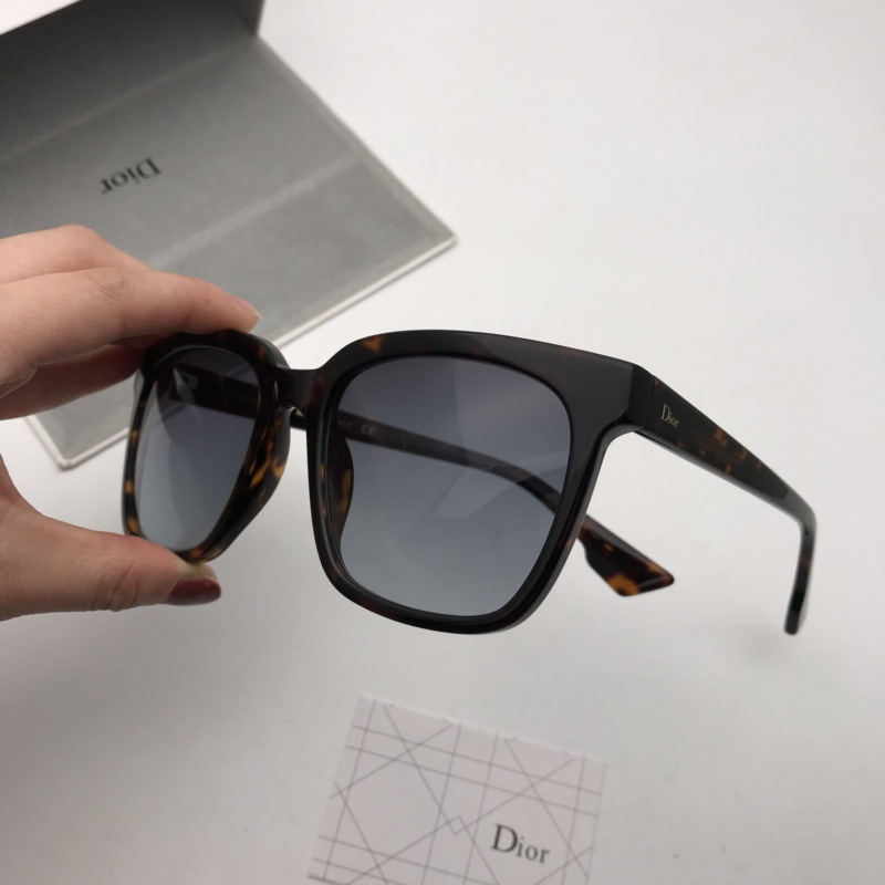 Dior Sunglasses AAAA-1083