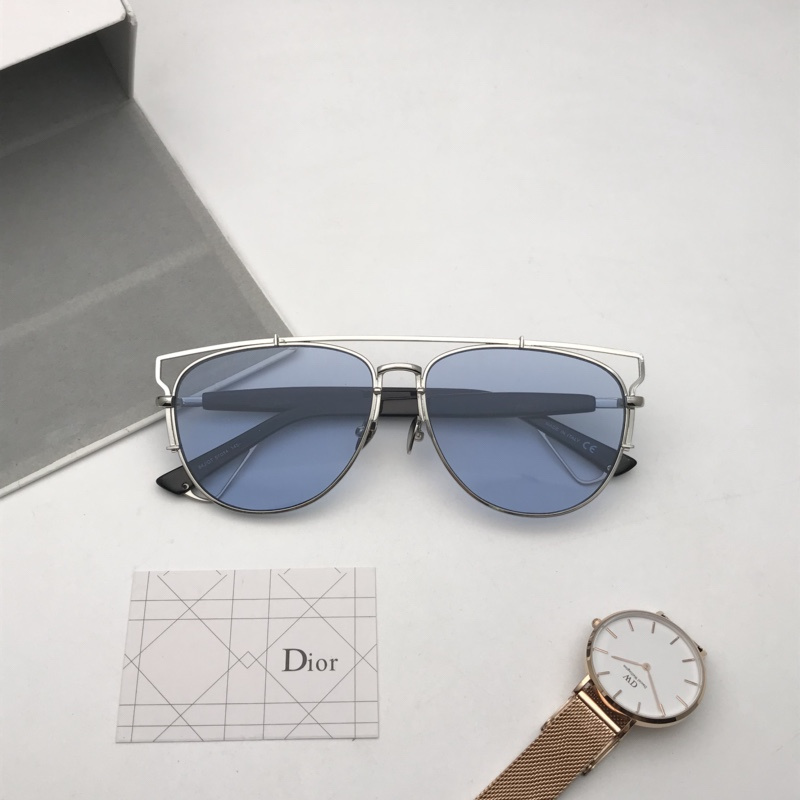 Dior Sunglasses AAAA-1092