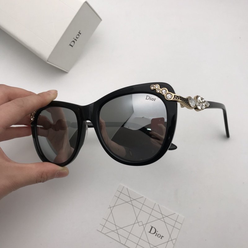 Dior Sunglasses AAAA-1099
