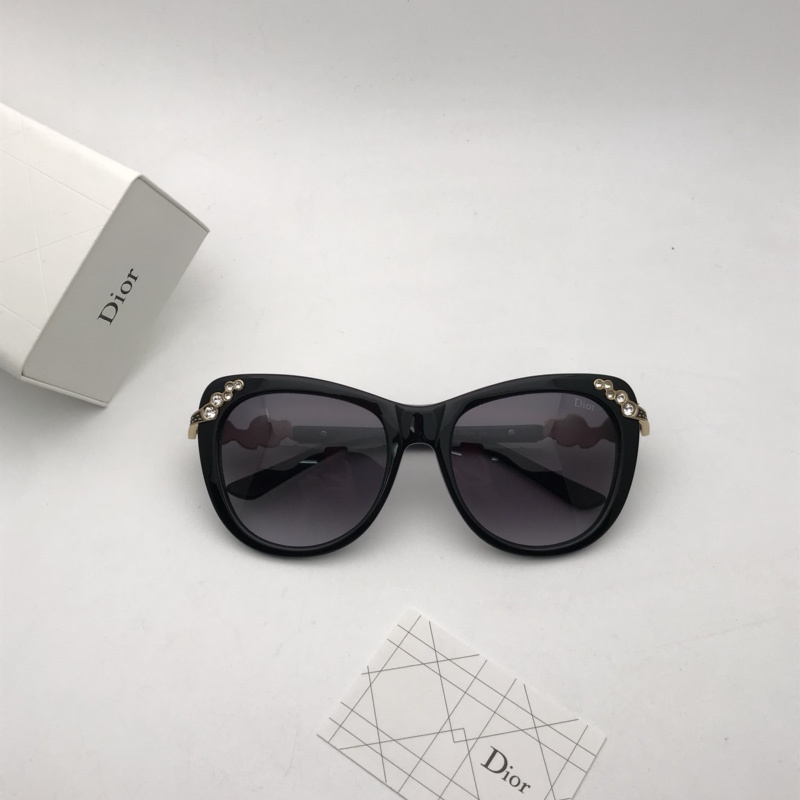Dior Sunglasses AAAA-1108