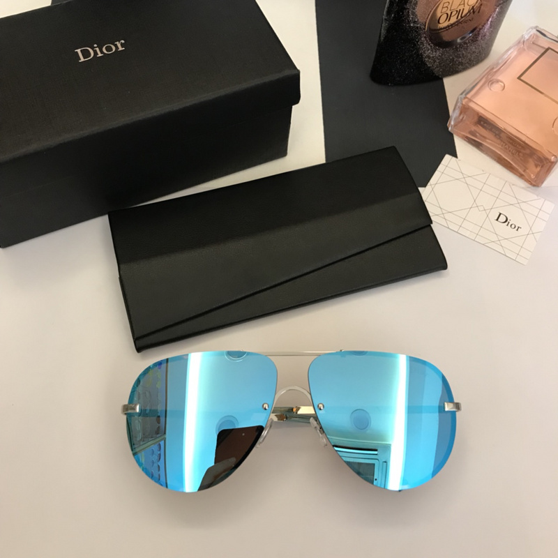 Dior Sunglasses AAAA-115