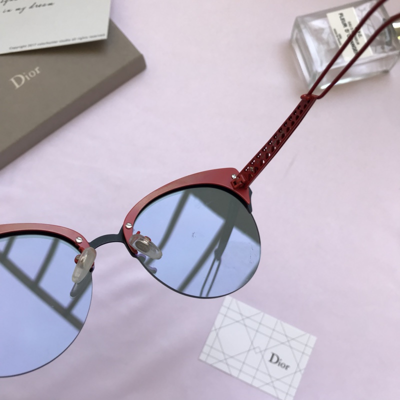Dior Sunglasses AAAA-1152