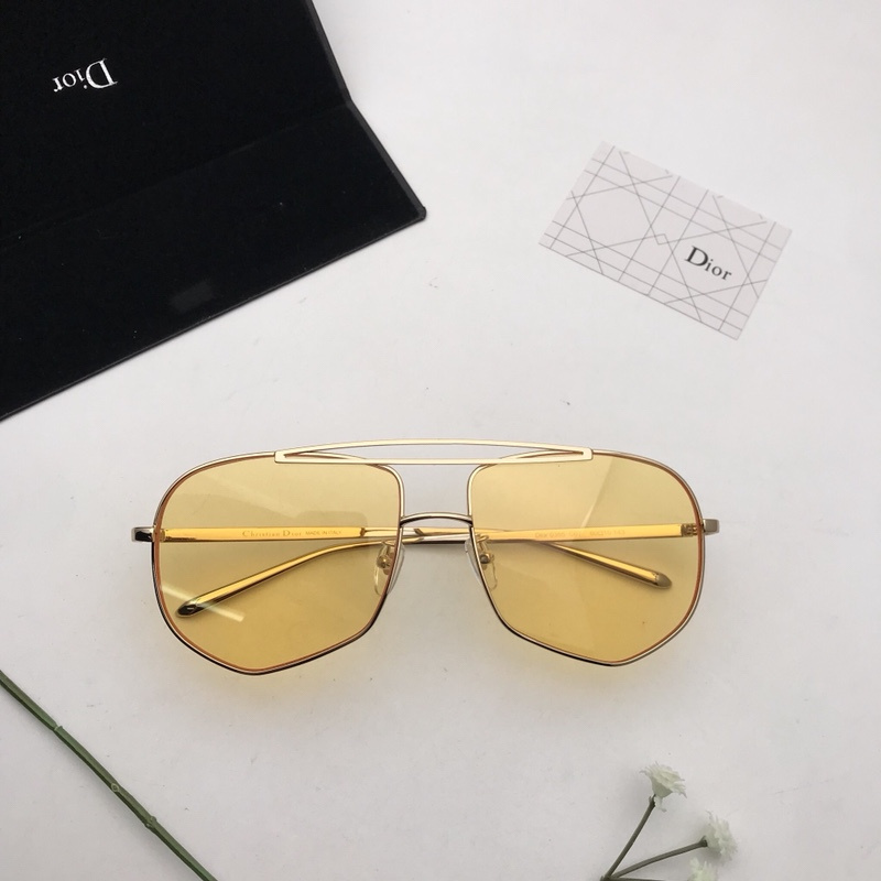 Dior Sunglasses AAAA-1154