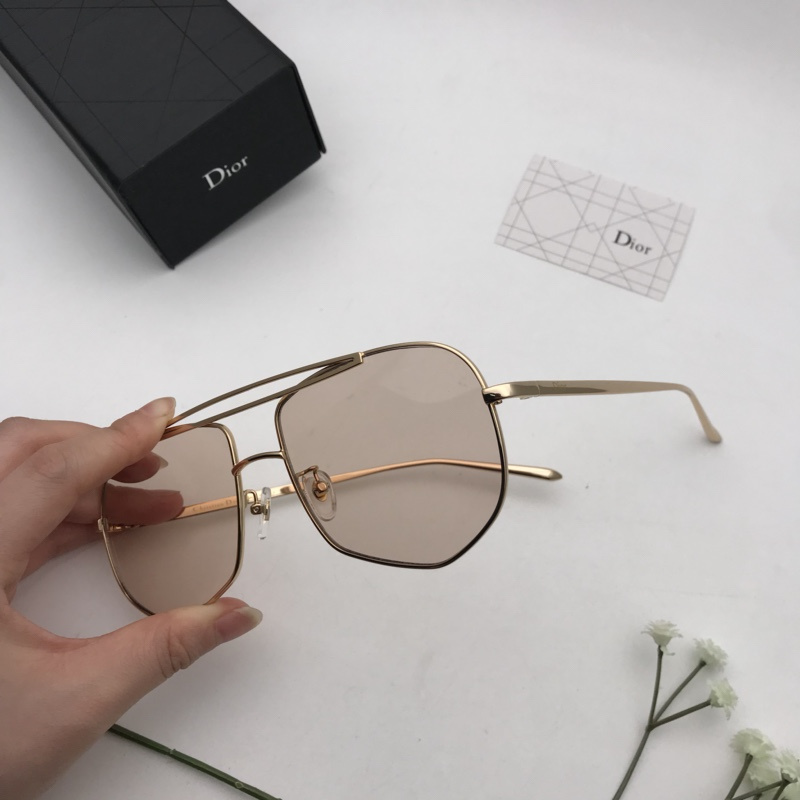 Dior Sunglasses AAAA-1163