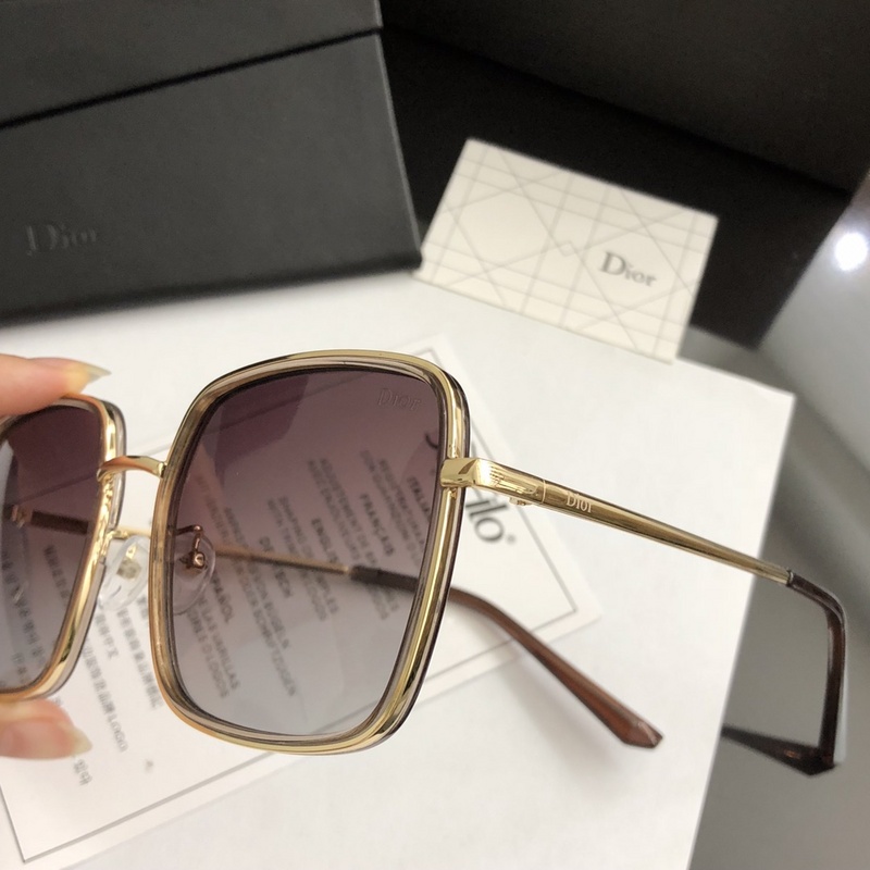 Dior Sunglasses AAAA-1205
