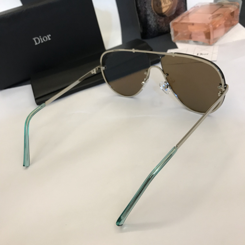 Dior Sunglasses AAAA-136