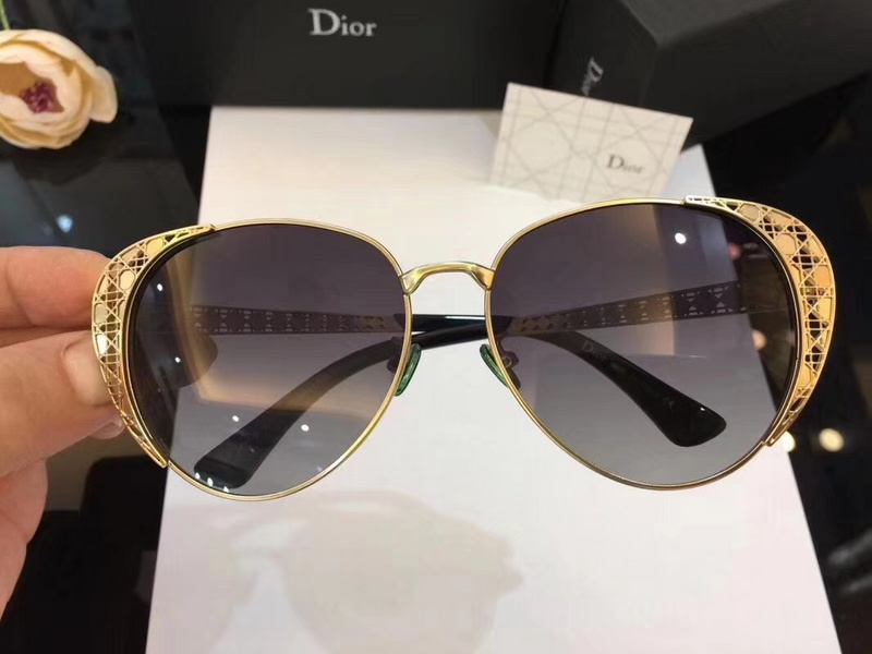 Dior Sunglasses AAAA-151