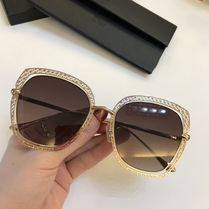 Dior Sunglasses AAAA-179