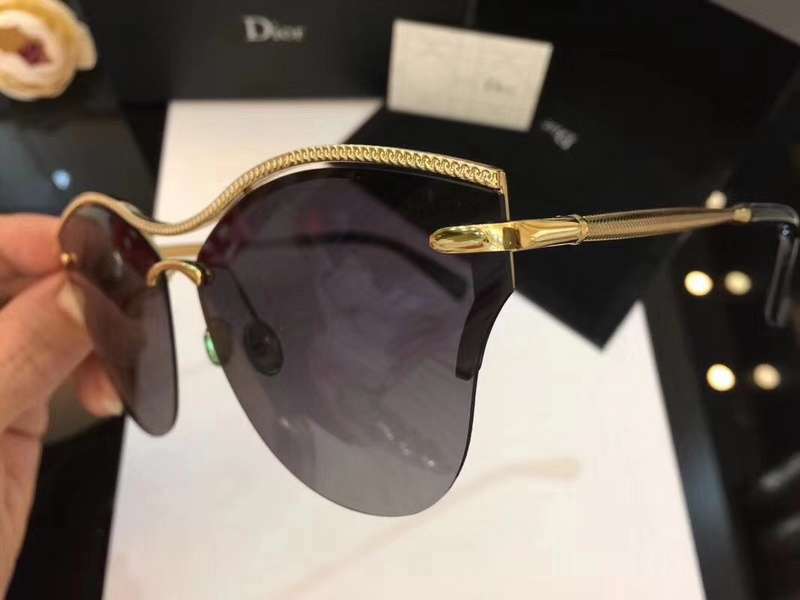 Dior Sunglasses AAAA-207