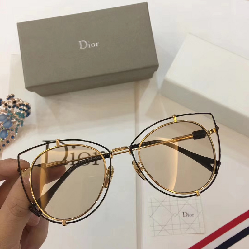 Dior Sunglasses AAAA-214