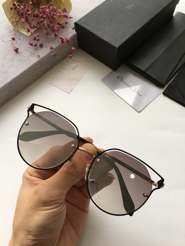 Dior Sunglasses AAAA-225