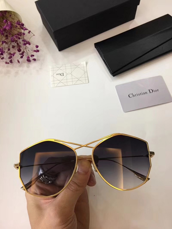 Dior Sunglasses AAAA-254
