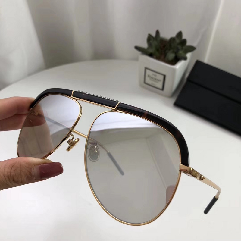 Dior Sunglasses AAAA-257