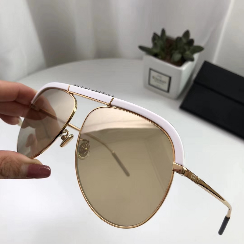 Dior Sunglasses AAAA-258