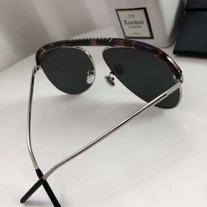 Dior Sunglasses AAAA-261