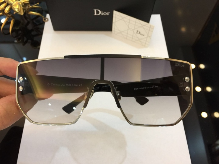 Dior Sunglasses AAAA-282