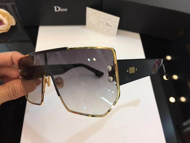 Dior Sunglasses AAAA-292