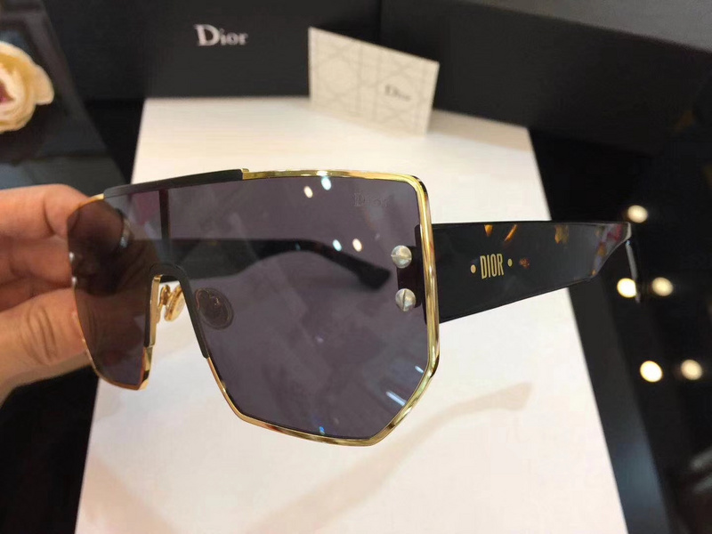 Dior Sunglasses AAAA-294