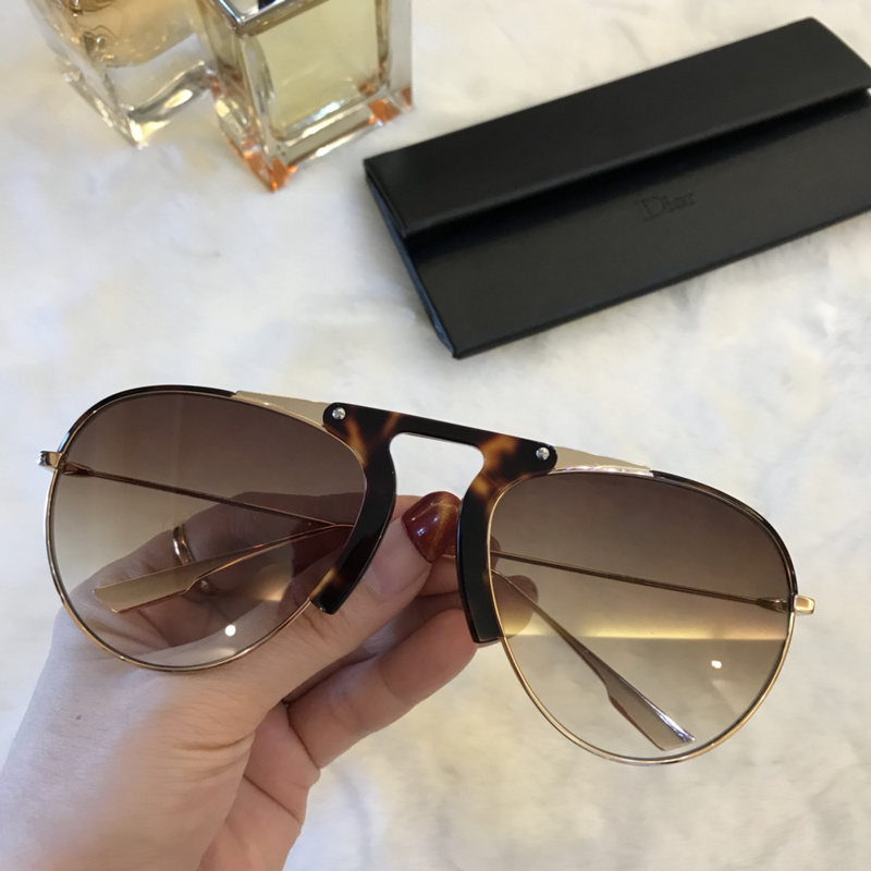 Dior Sunglasses AAAA-309