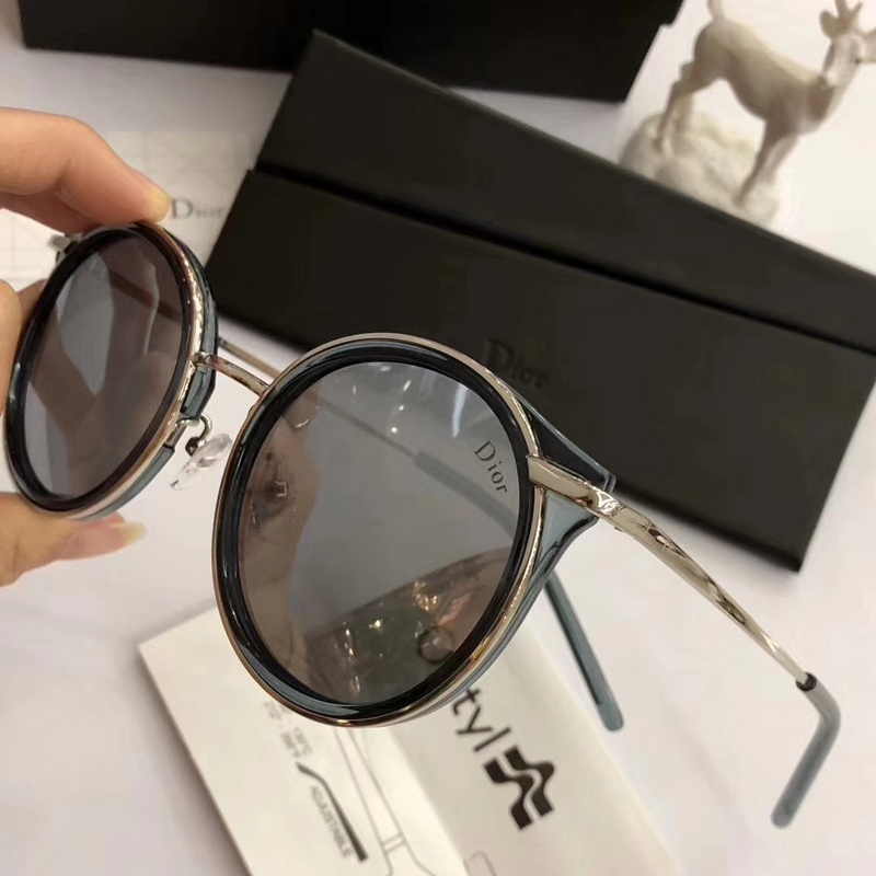 Dior Sunglasses AAAA-368