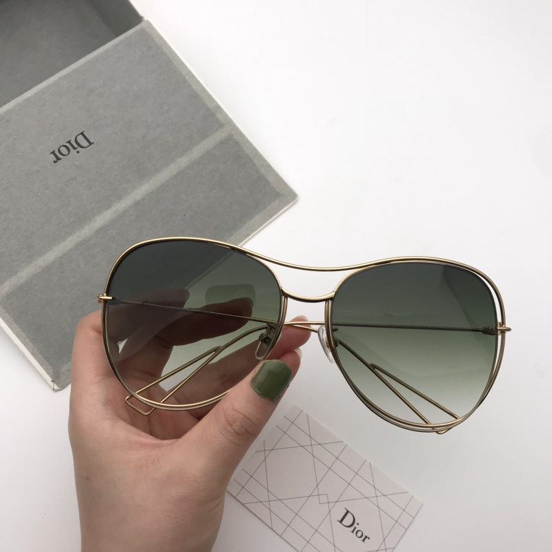 Dior Sunglasses AAAA-420