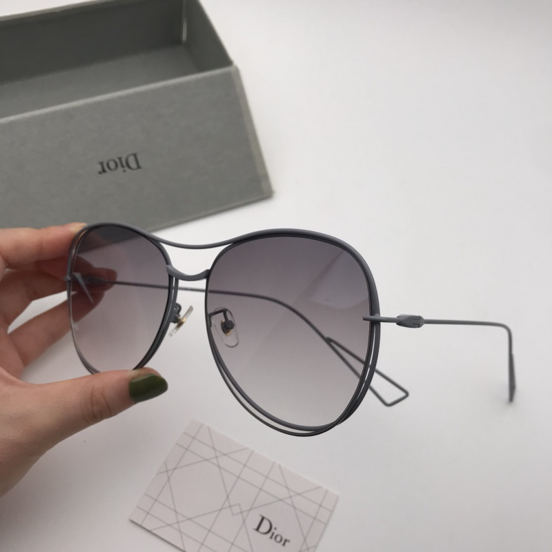Dior Sunglasses AAAA-426